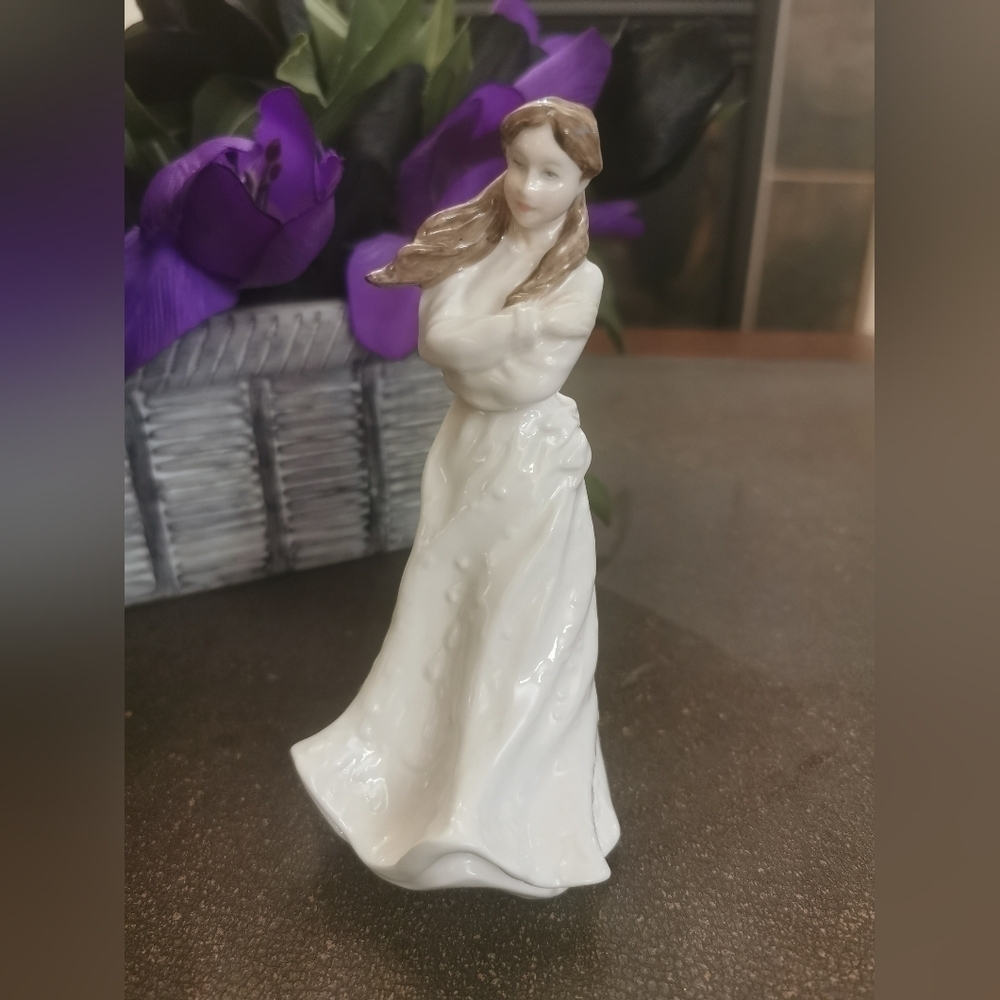 Vintage Royal doulton cherish figurine